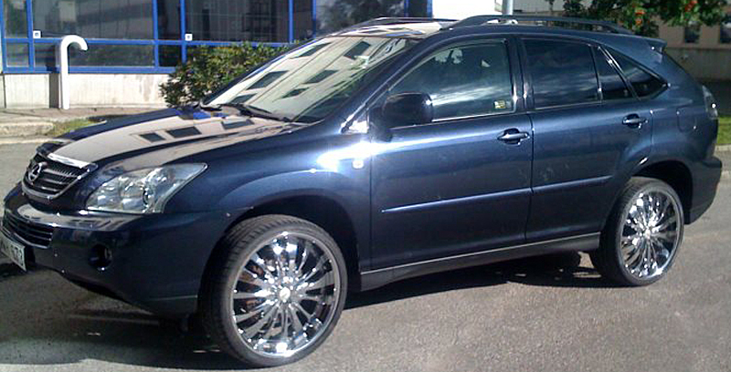 Fälgar Zerooq Blade CHROME och däck 265/30 R22, Lexus RX400H 2008