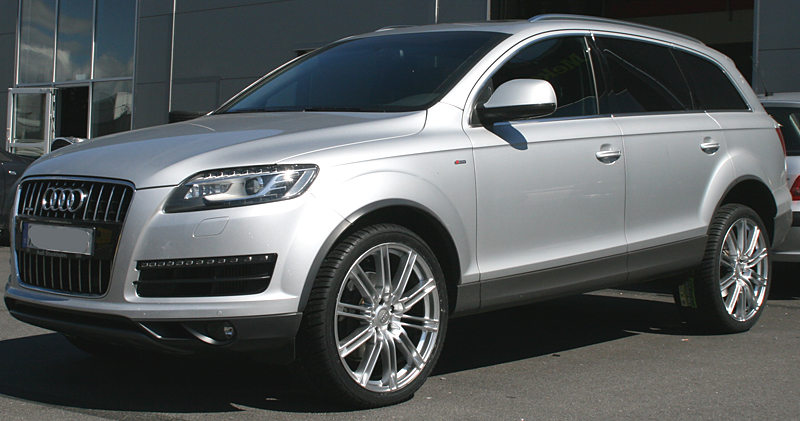 Fälgar Aluworx M45 Brilliant Silver med 285-35-22, Audi Q7 2010