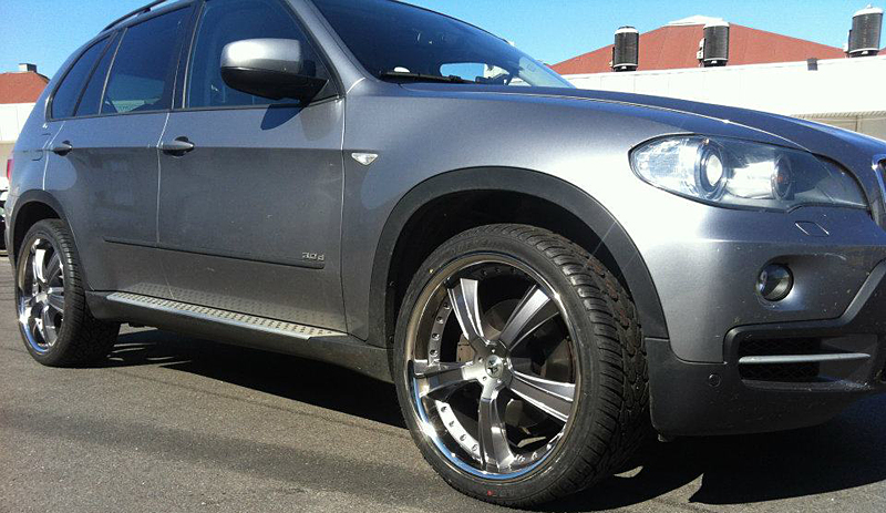 Fälgar Wolfrace Wolf RR Gun Metal och 265/35/22, BMW X5