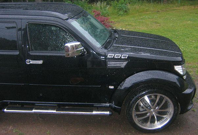 Fälgar Zero Raptor och 285/35 R22, Dodge Nitro 2009