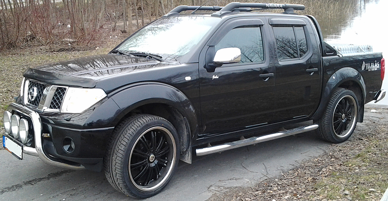 Nissan Navara 2007 Fälgar Wolfrace Vermont Black och 285/35 R22, Nissan Navara 2007