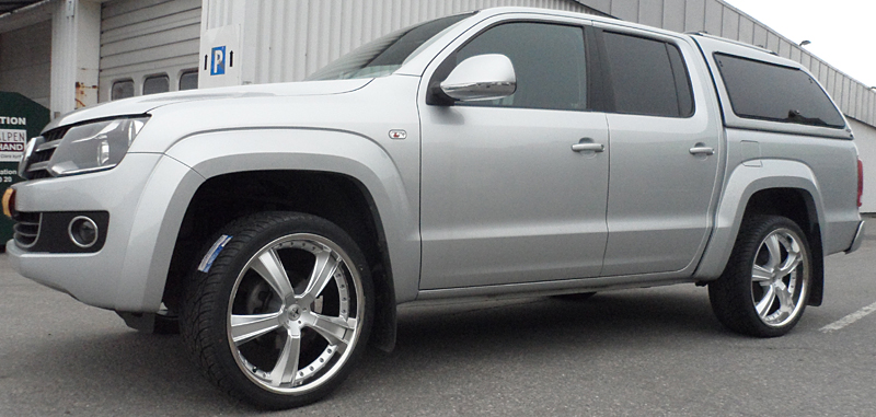 Fälgar Wolfrace Wolf RR Brilliant Silver och 265/35/22, VW Amarok 2011